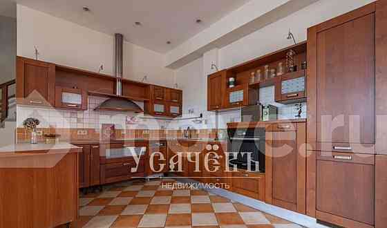 4-комн. квартира, 140 м2, 4/5 эт. Москва