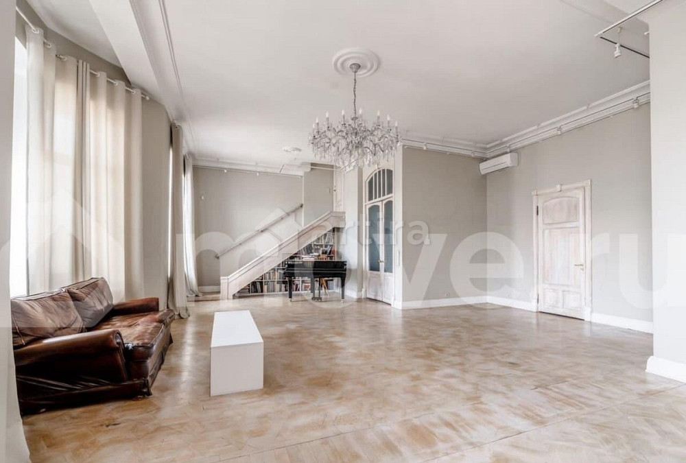 4-комн. квартира, 210 м2, 5/5 эт. Москва - изображение 2