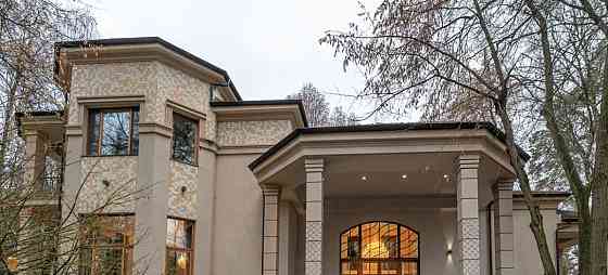 Коттедж, 575 м2, 48 соток, 3 эт. Москва