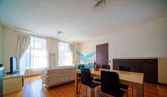 3-комн. квартира, 85 м2, 4/4 эт. Санкт-Петербург