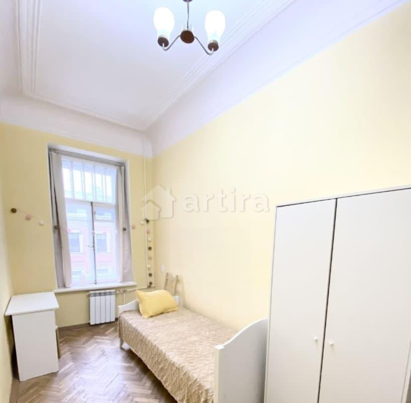 Комната, 140 м2, 3/8 эт. Санкт-Петербург - изображение 1