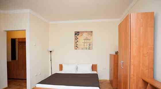 1-комн. квартира, 38 м2, 1/5 эт. Москва