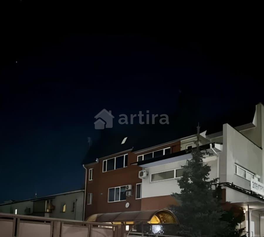 Таунхаус, 55 м2, 6 соток, 3 эт. Борисоглебск - изображение 2