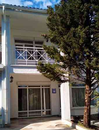 Таунхаус, 160 м2, 2 сотки, 2 эт. Ялта