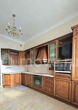 3-комн. квартира, 148 м2, 8/23 эт. Москва