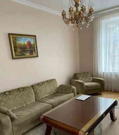 3-комн. квартира, 71.4 м2, 2/5 эт. Москва