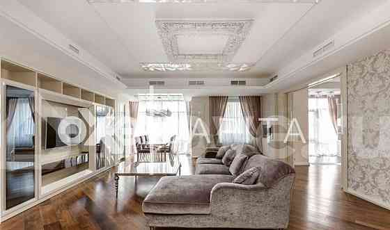 4-комн. квартира, 182 м2, 5/8 эт. Москва