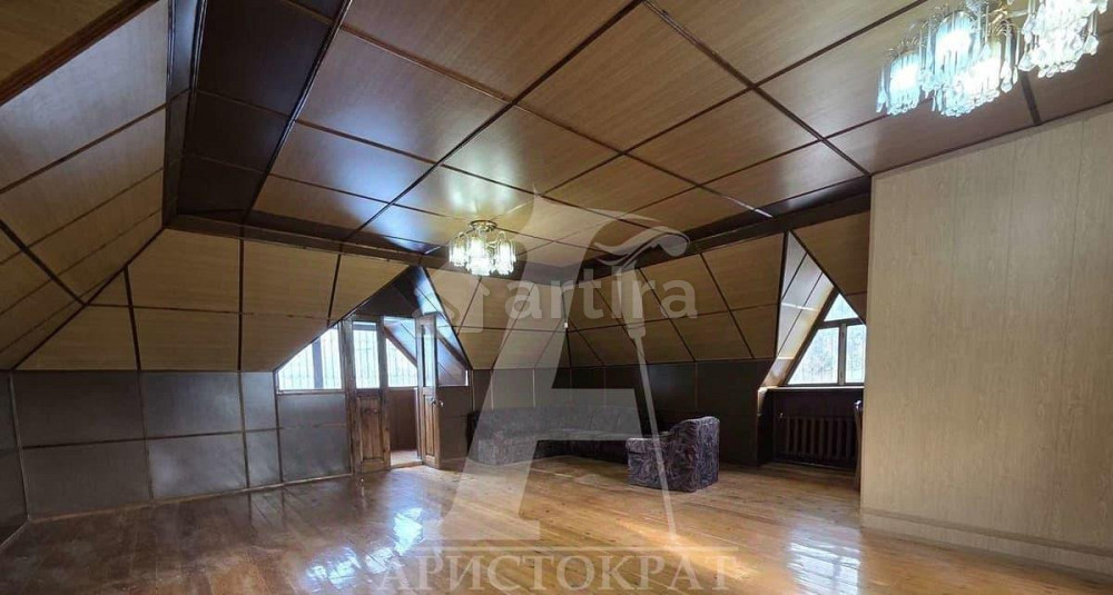 Дом, 200 м2, 6 соток, 2 эт. Свободы - изображение 2