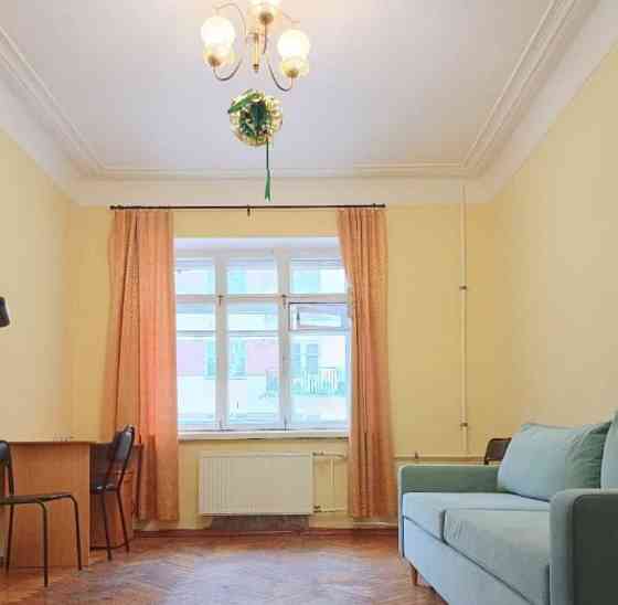 Комната, 85 м2, 2/7 эт. Санкт-Петербург