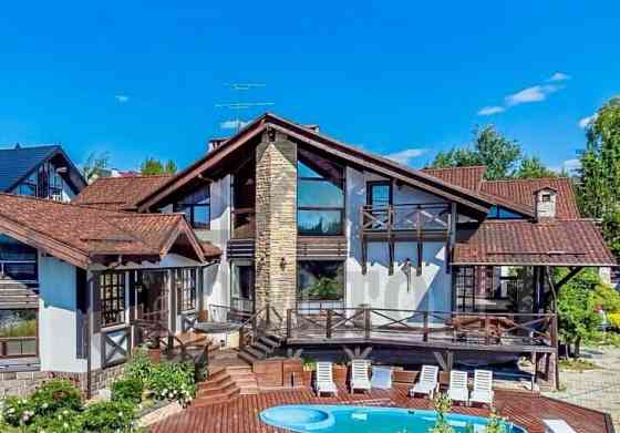 Коттедж, 600 м2 Лобня