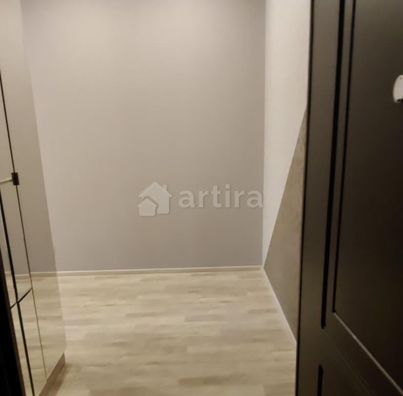 Комната, 18 м2, 2/2 эт. Санкт-Петербург - изображение 2