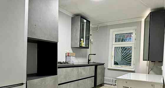 Комната, 80 м2, 2/10 эт. Казань