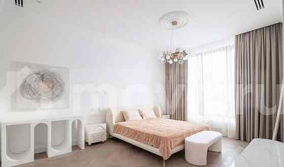 3-комн. апарт-ы, 151 м2, 4/5 эт. Москва