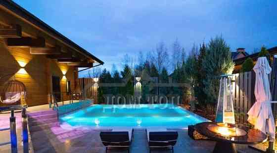 Коттедж, 400 м2 Москва