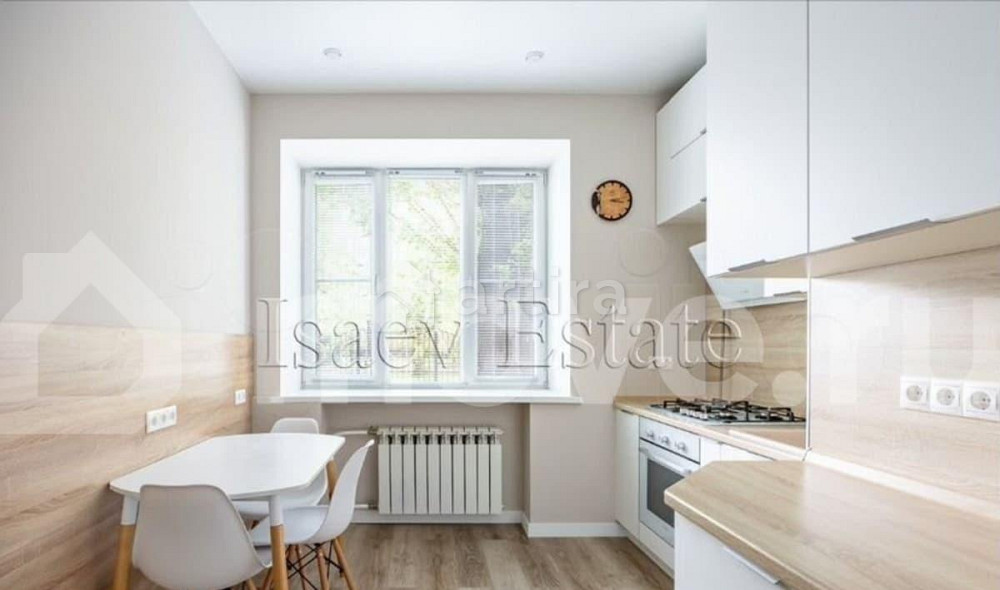 5-комн. квартира, 80 м2, 1/5 эт. Москва - изображение 2