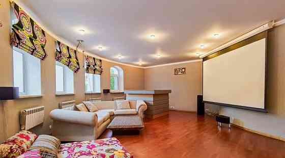 Коттедж, 770 м2 Санкт-Петербург