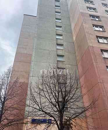 Комната, 17.2 м2, 3/12 эт. Москва