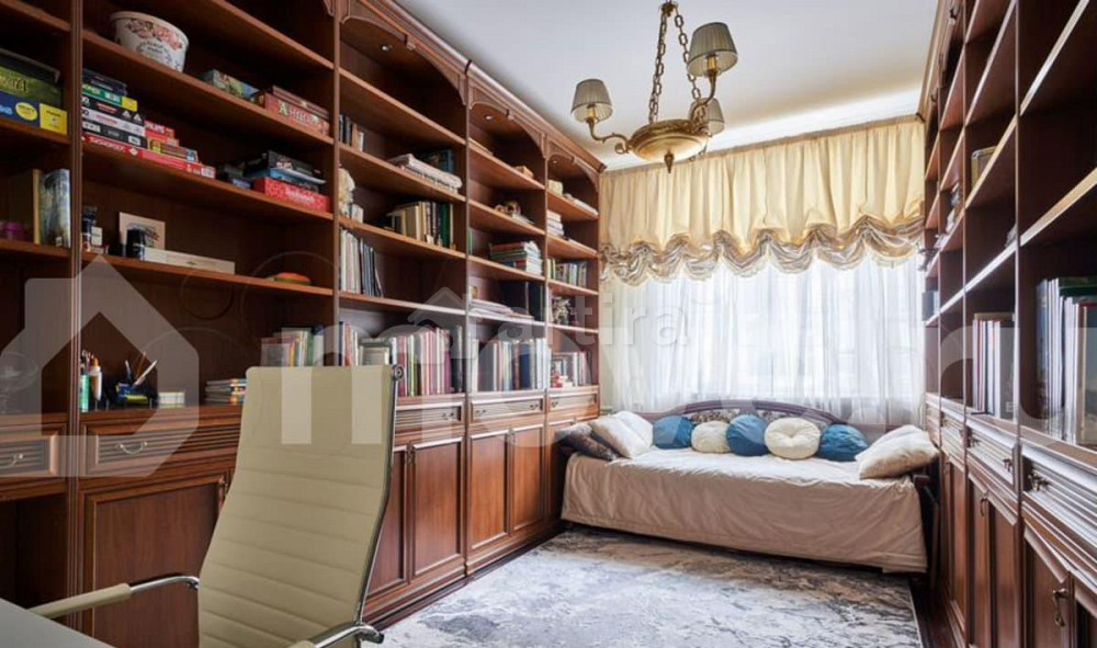 4-комн. квартира, 120.8 м2, 2/6 эт. Москва - изображение 1