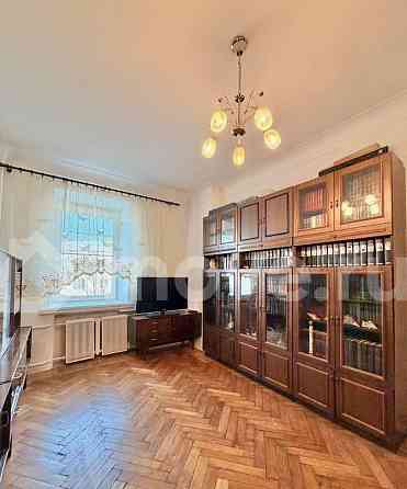 4-комн. квартира, 111.6 м2, 5/5 эт. Москва