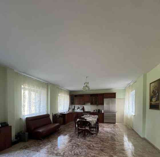 Коттедж, 468 м2, 16 соток, 3 эт. Санкт-Петербург