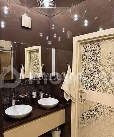 3-комн. квартира, 103 м2, 8/33 эт. Москва