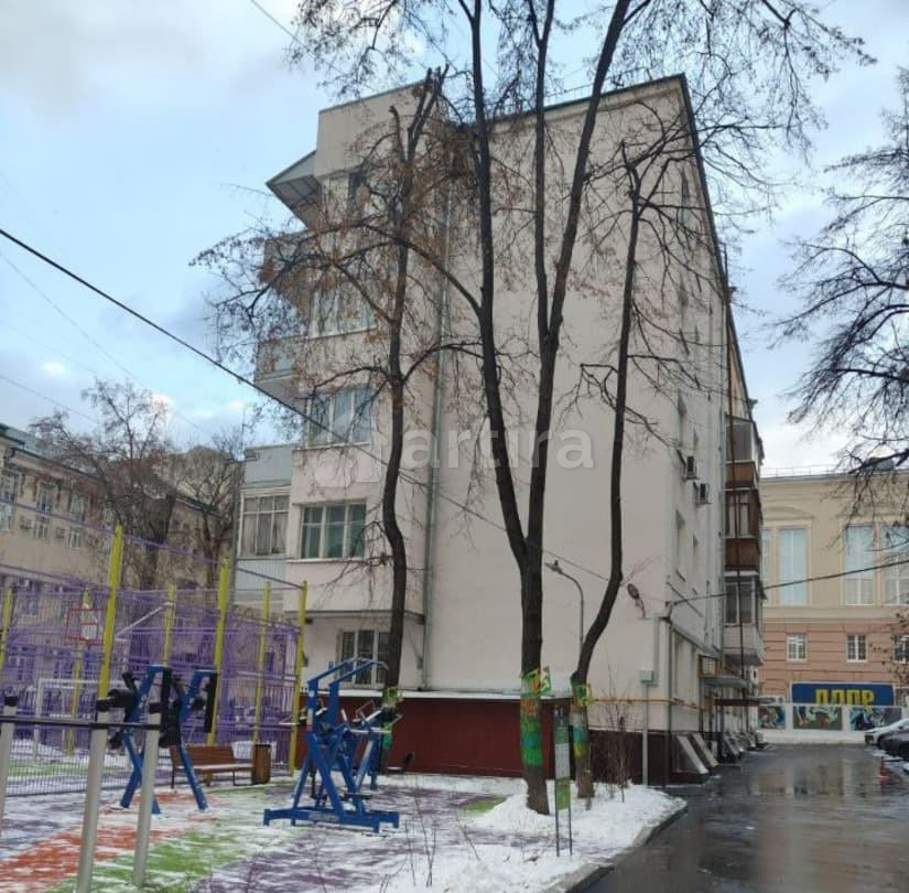 Комната, 10.6 м2, 5/5 эт. Москва - изображение 1