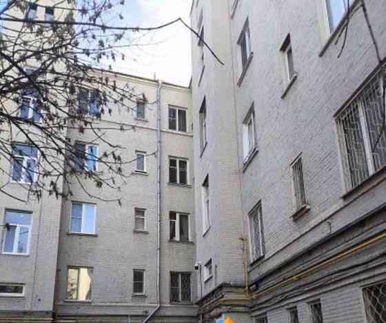 Комната, 12.5 м2, 4/5 эт. Москва