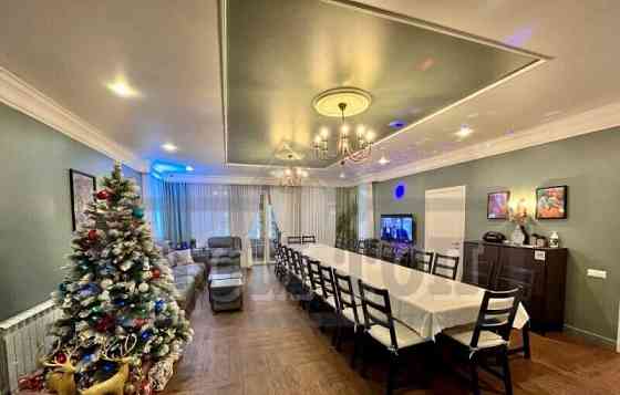 Коттедж, 800 м2 Лобня