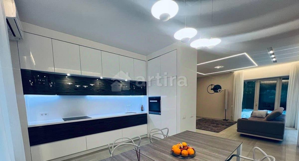 Дом, 228 м2, 7.5 сотки, 2 эт. Москва - изображение 2