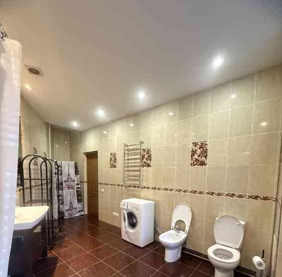 Коттедж, 370 м2, 1.5 га, 3 эт. Истра