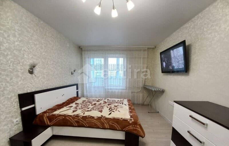 1-комн. квартира, 38 м2, 3/10 эт. Екатеринбург - изображение 1