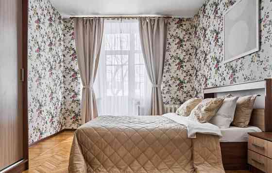 2-комн. квартира, 60 м2, 2/5 эт. Санкт-Петербург