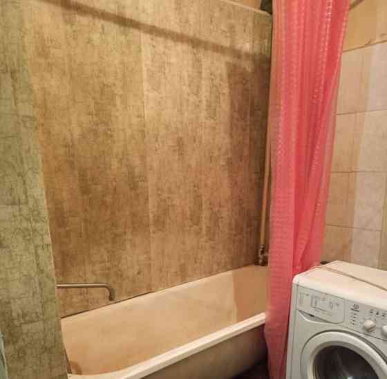 Комната, 92 м2, 2/2 эт. Саратов