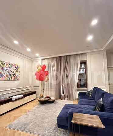 4-комн. квартира, 136 м2, 2/6 эт. Москва