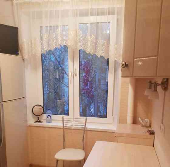 Комната, 60 м2, 3/5 эт. Москва