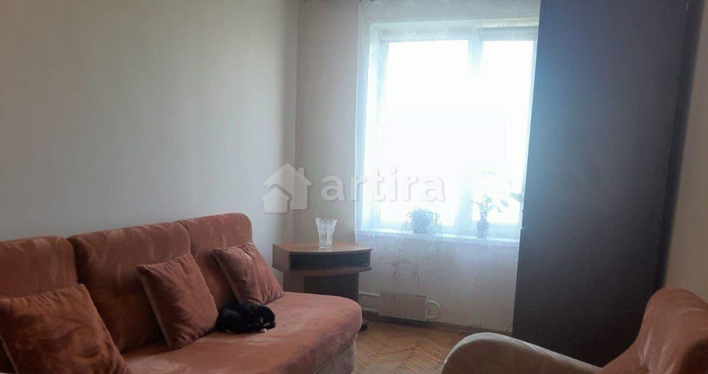 Комната, 45 м2, 8/9 эт. Москва - изображение 1