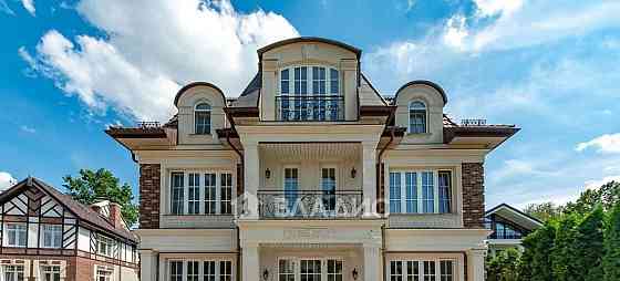 Дом, 721 м2, 10 соток, 3 эт. Химки