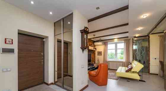 4-комн. квартира, 95.5 м2, 3/6 эт. Москва