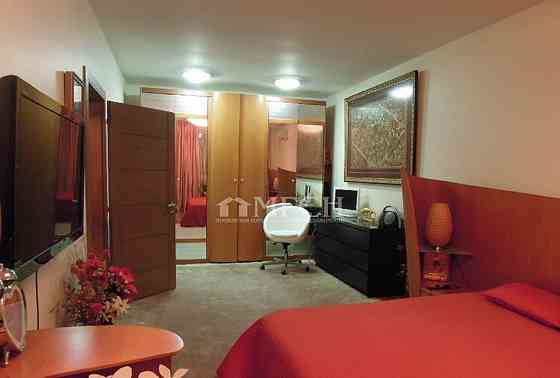 3-комн. квартира, 82 м2, 23/25 эт. Москва