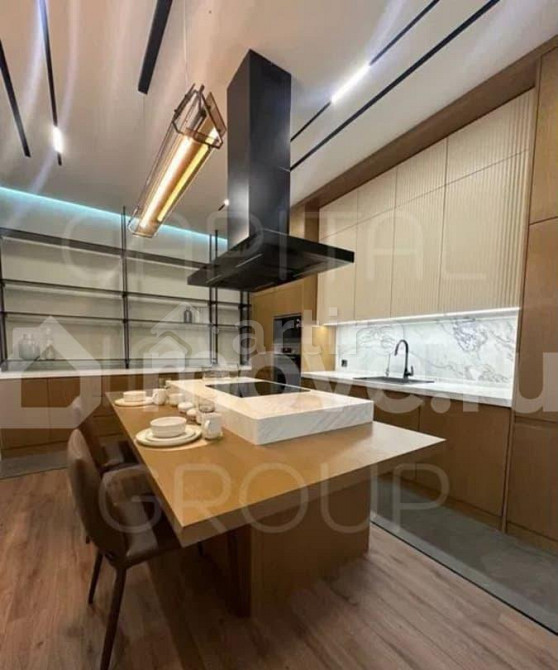 1-комн. апарт-ы, 100 м2, 11/12 эт. Москва - изображение 1