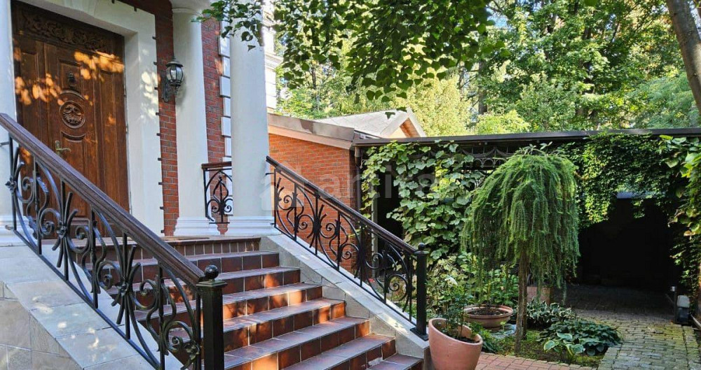 Дом, 500 м2, 10 соток, 3 эт. Барвиха - изображение 2