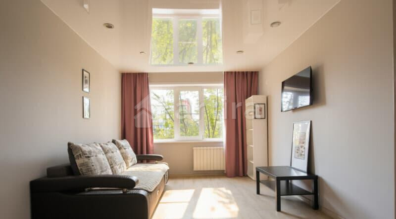 2-комн. квартира, 53 м2, 1/10 эт. Красноярск - изображение 1