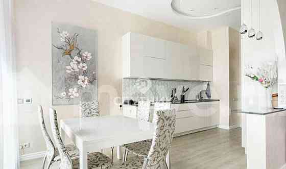 4-комн. квартира, 113 м2, 4/7 эт. Москва