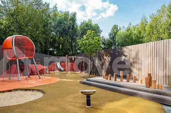 5-комн. квартира, 165 м2, 24/42 эт. Москва