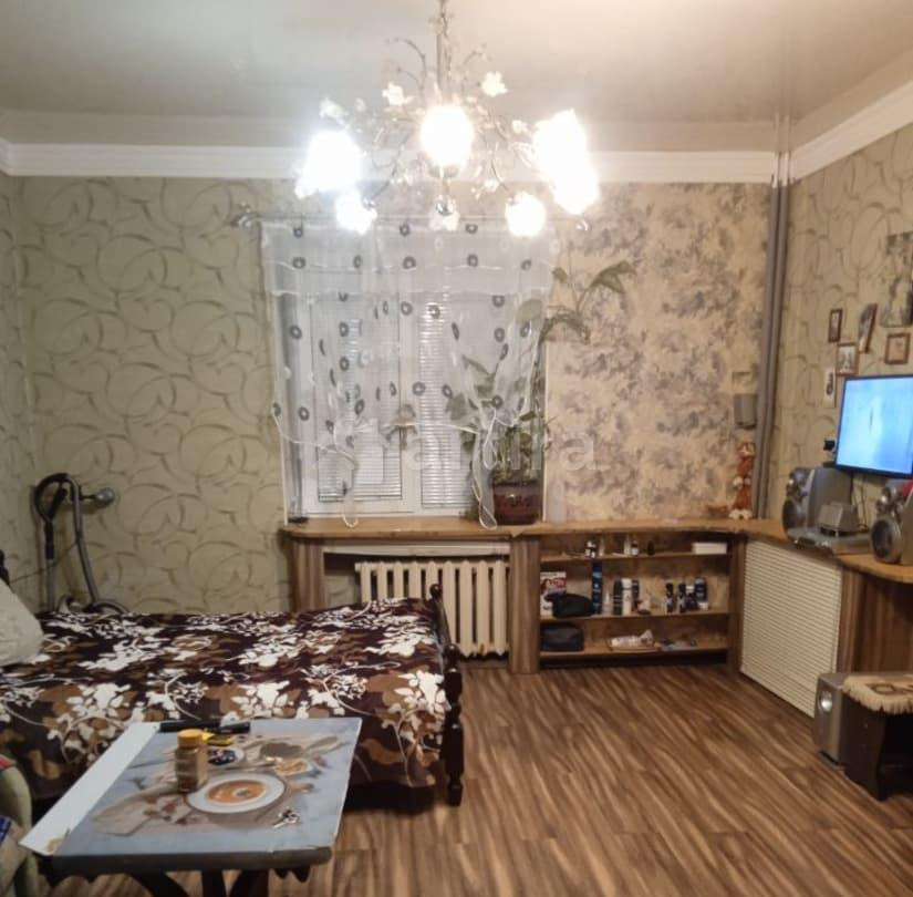 Комната, 85 м2, 1/2 эт. Большая Ижора - изображение 2