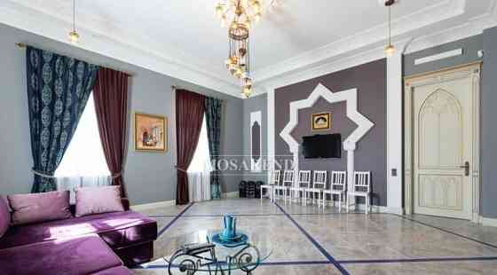 Коттедж, 1350 м2 Мытищи