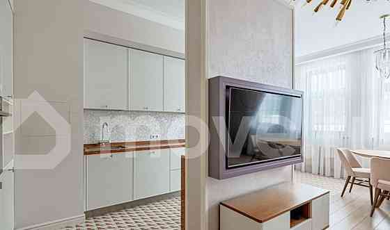 4-комн. квартира, 129.9 м2, 2/19 эт. Москва