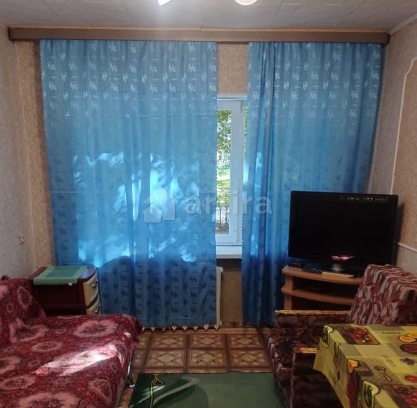 Комната, 10 м2, 1/3 эт. Калининград - изображение 1