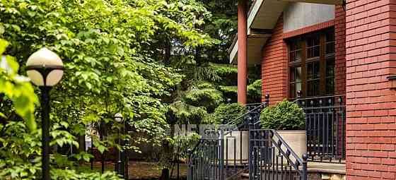 Коттедж, 520 м2, 30.7 сотки, 3 эт. Наро-Фоминск