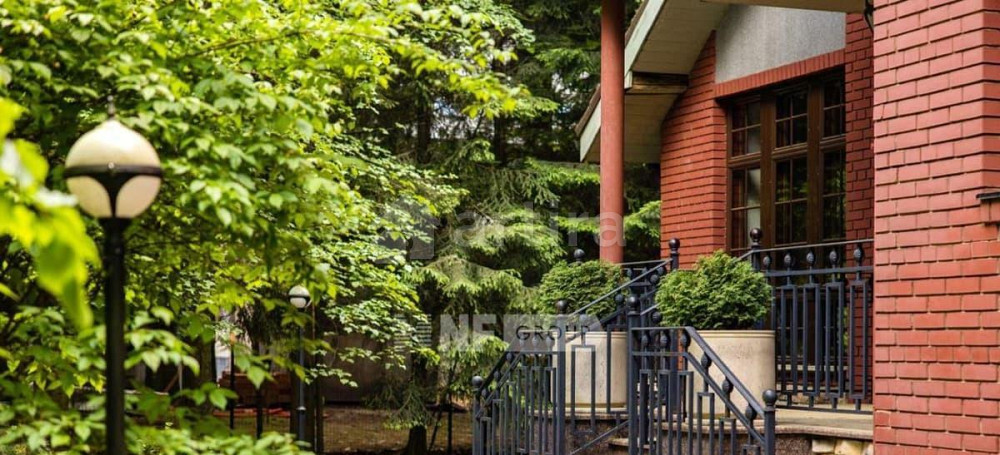 Коттедж, 520 м2, 30.7 сотки, 3 эт. Наро-Фоминск - изображение 3